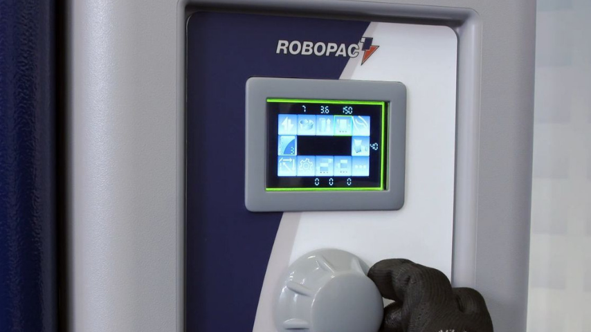 Самоходные роботы-обмотчики Robopac Master