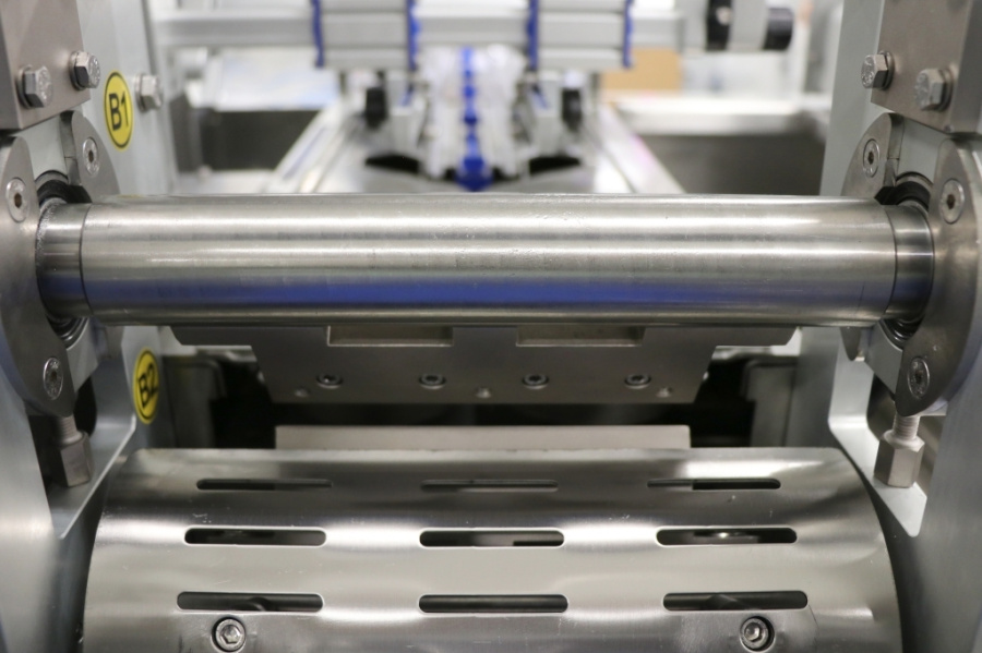 Упаковочная машина Smipack FW300E INOX